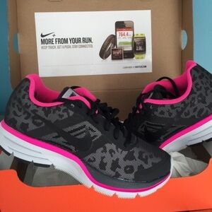 Nike Cheetah sneakers size 8